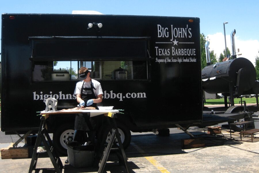 かつてトレーラーだけだったBig John's Texas BBQ