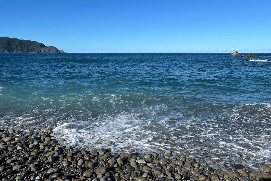 そしてやっぱり海が青い