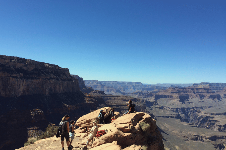 グランドキャニオンの「Ooh Aah Point」まで往復小一時間のハイキング
