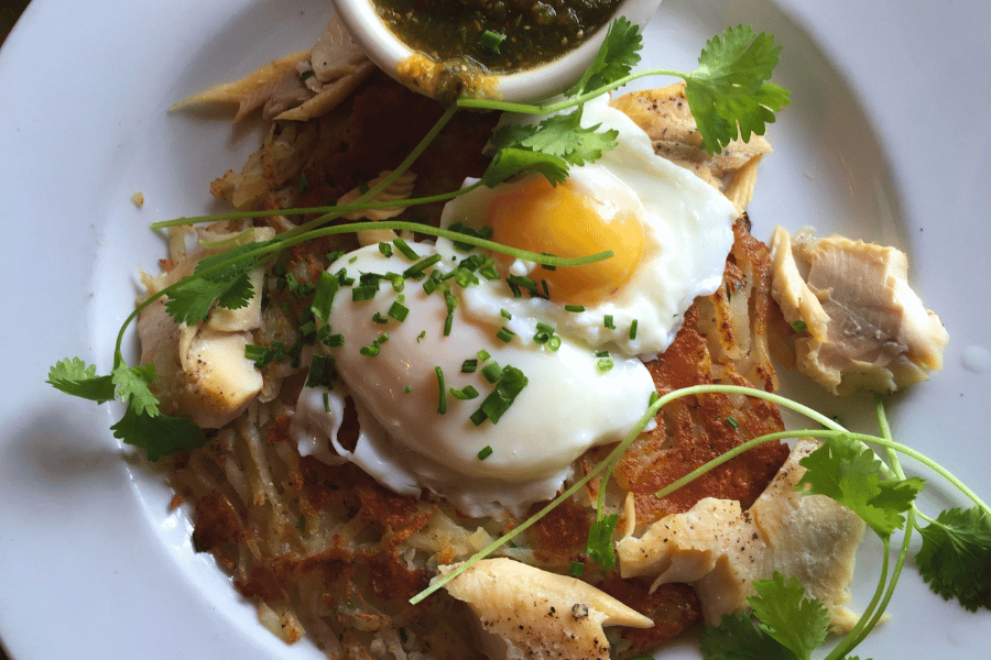 Cafe Pasqual'sのSmoked salmon on golden gruyere potato cake